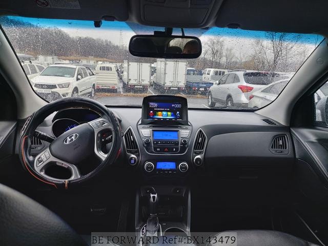 
								HYUNDAI TUCSON full									