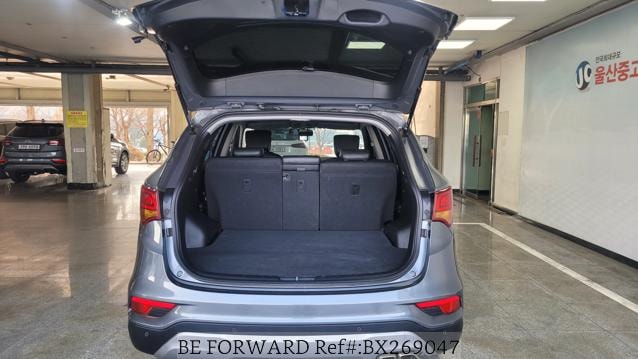 
								HYUNDAI SANTA FE 2017 full									