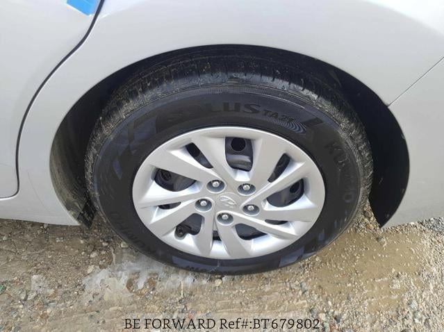 
								HYUNDAI AVANTE full									