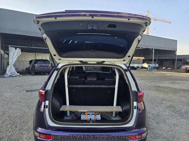 
								KIA SPORTAGE full									