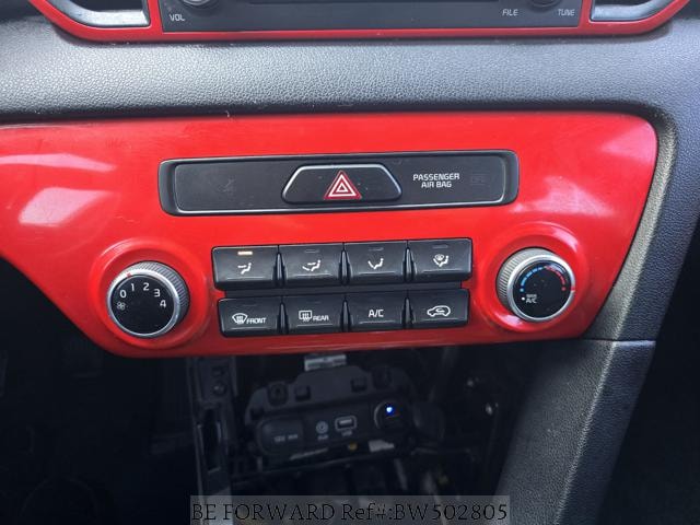 
								KIA SPORTAGE full									