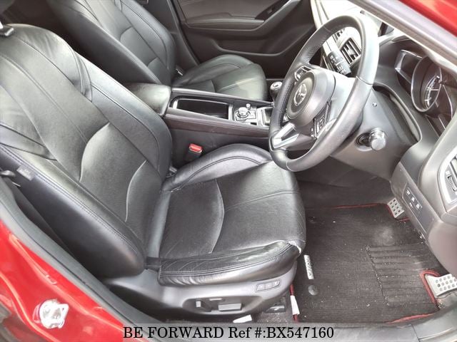 
								MAZDA AXELA 2017 full									